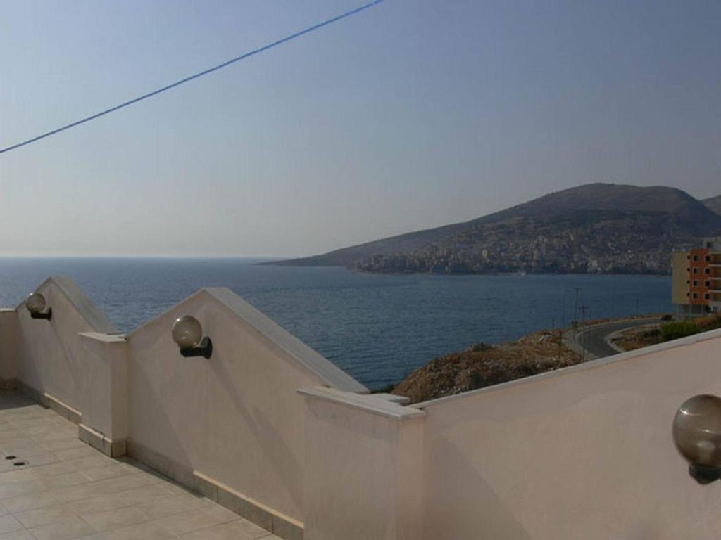 Helia Seaside Hotel Sarandë Exterior foto