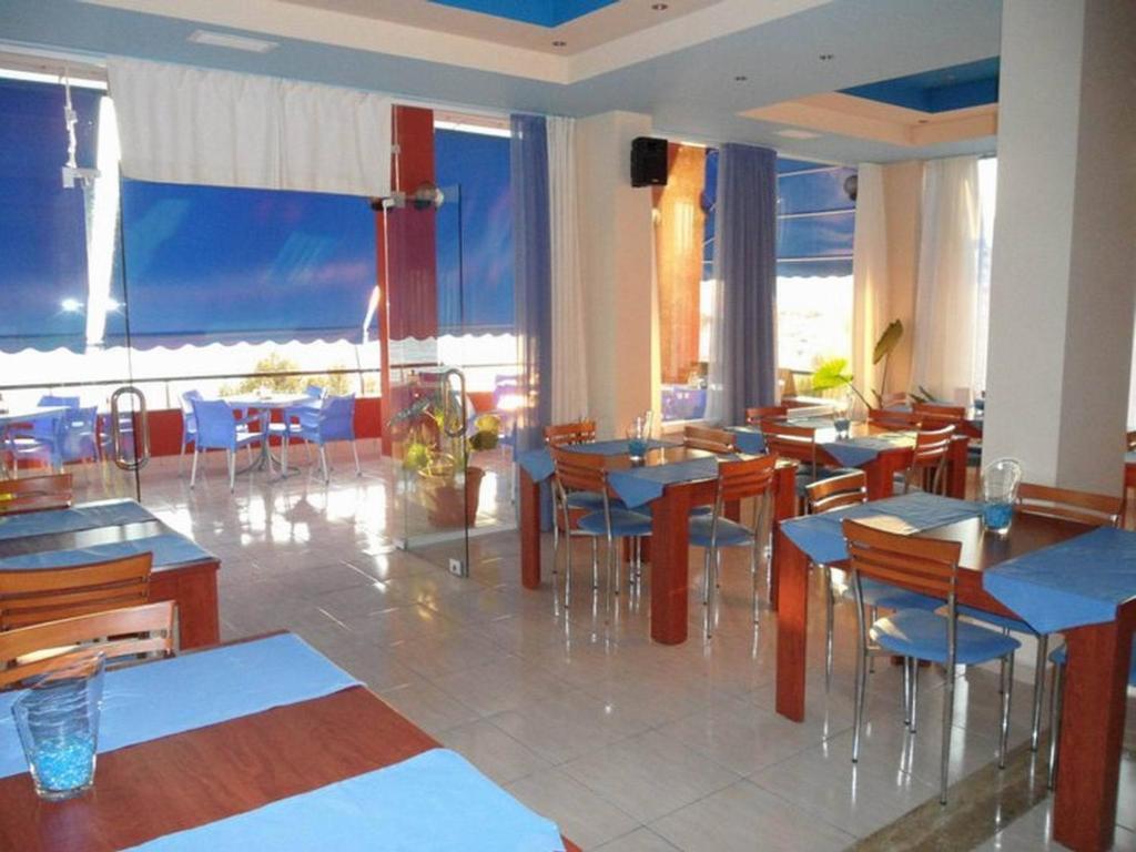 Helia Seaside Hotel Sarandë Exterior foto
